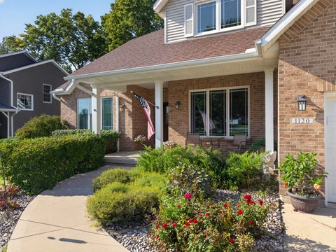Tiny photo for 1120 Country Oak Drive, Ottawa, IL 61350 (MLS # 12743078)