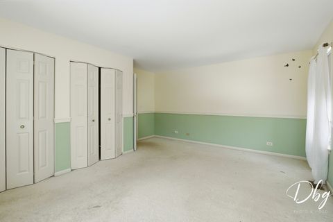 Tiny photo for 275 N Cambridge Court, Grayslake, IL 60030 (MLS # 12571073)