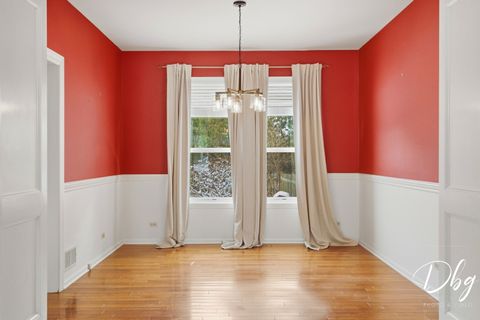 Tiny photo for 275 N Cambridge Court, Grayslake, IL 60030 (MLS # 12571073)