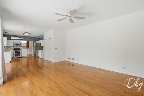 Tiny photo for 275 N Cambridge Court, Grayslake, IL 60030 (MLS # 12571073)