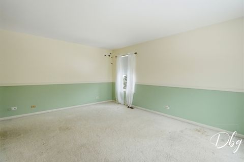 Tiny photo for 275 N Cambridge Court, Grayslake, IL 60030 (MLS # 12571073)