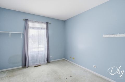 Tiny photo for 275 N Cambridge Court, Grayslake, IL 60030 (MLS # 12571073)