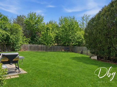 Tiny photo for 275 N Cambridge Court, Grayslake, IL 60030 (MLS # 12571073)
