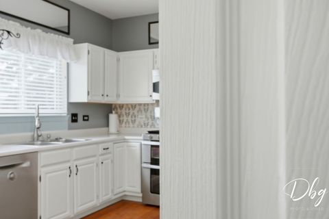 Tiny photo for 275 N Cambridge Court, Grayslake, IL 60030 (MLS # 12571073)