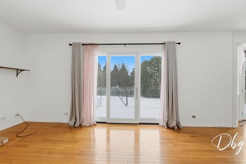 Tiny photo for 275 N Cambridge Court, Grayslake, IL 60030 (MLS # 12571073)