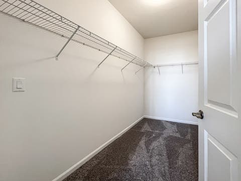 Tiny photo for 400 Bluebell Drive, Bolingbrook, IL 60440 (MLS # 12702415)