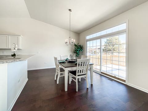 Tiny photo for 400 Bluebell Drive, Bolingbrook, IL 60440 (MLS # 12702415)