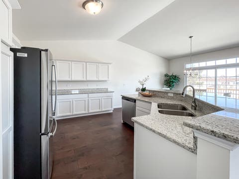 Tiny photo for 400 Bluebell Drive, Bolingbrook, IL 60440 (MLS # 12702415)