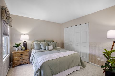 Tiny photo for 4 Corinth Court, Tinley Park, IL 60477 (MLS # 12338265)