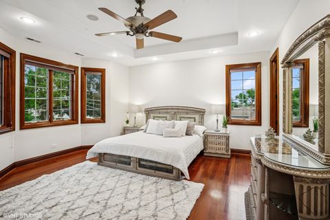 Tiny photo for 3832 W Chase Avenue, Lincolnwood, IL 60712 (MLS # 12487947)