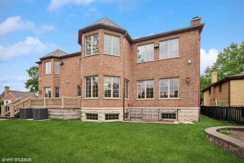 Tiny photo for 3832 W Chase Avenue, Lincolnwood, IL 60712 (MLS # 12487947)