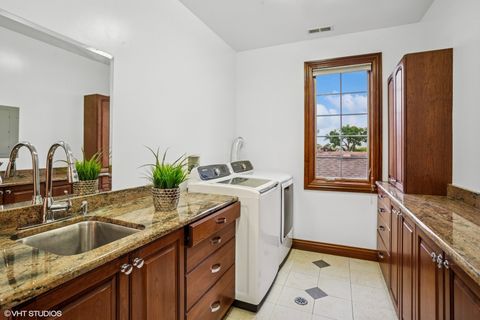 Tiny photo for 3832 W Chase Avenue, Lincolnwood, IL 60712 (MLS # 12487947)