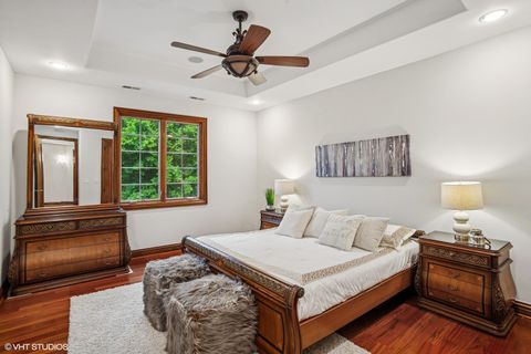 Tiny photo for 3832 W Chase Avenue, Lincolnwood, IL 60712 (MLS # 12487947)