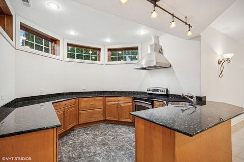 Tiny photo for 3832 W Chase Avenue, Lincolnwood, IL 60712 (MLS # 12487947)