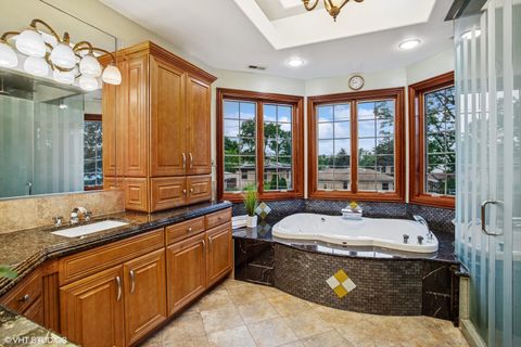 Tiny photo for 3832 W Chase Avenue, Lincolnwood, IL 60712 (MLS # 12487947)