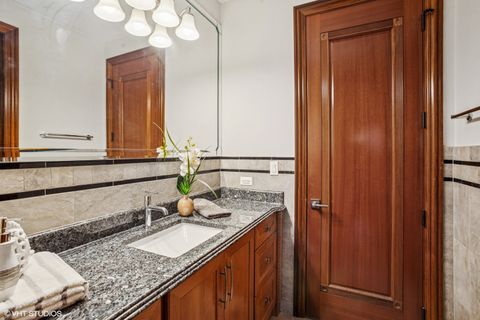 Tiny photo for 3832 W Chase Avenue, Lincolnwood, IL 60712 (MLS # 12487947)
