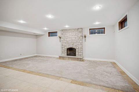 Tiny photo for 3832 W Chase Avenue, Lincolnwood, IL 60712 (MLS # 12487947)