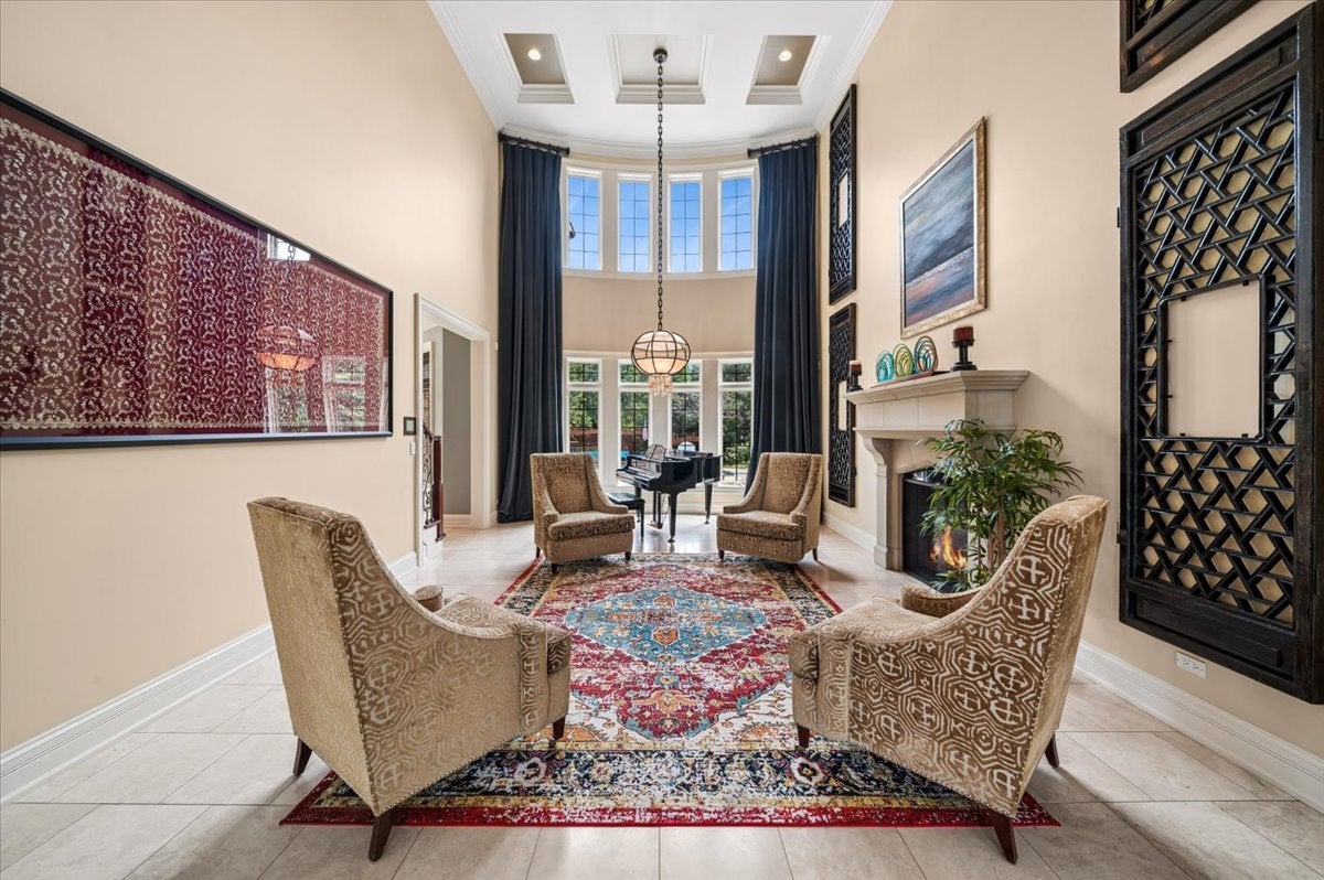 107 Forest Edge Drive
