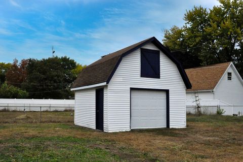 Tiny photo for 1703 Florence Street, Streator, IL 61364 (MLS # 12501274)