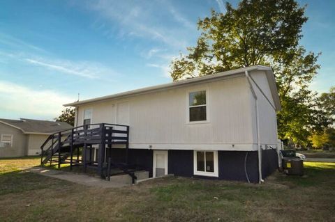 Tiny photo for 1703 Florence Street, Streator, IL 61364 (MLS # 12501274)