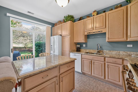 Tiny photo for 268 Grand Ridge Road, St. Charles, IL 60175 (MLS # 12798065)