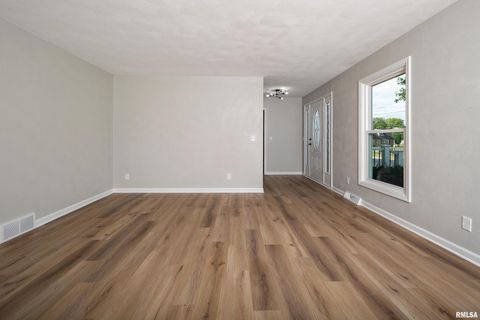 Tiny photo for 5306 16TH Avenue, Moline, IL 61265 (MLS # QC4268142)