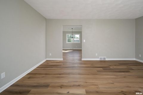 Tiny photo for 5306 16TH Avenue, Moline, IL 61265 (MLS # QC4268142)