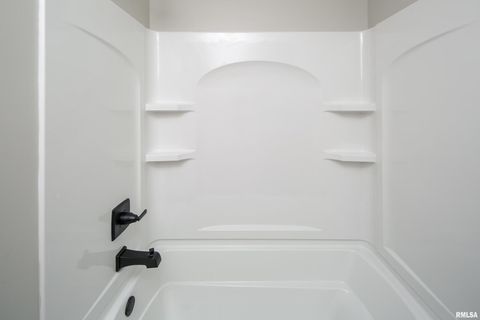 Tiny photo for 5306 16TH Avenue, Moline, IL 61265 (MLS # QC4268142)