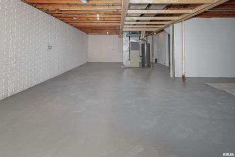 Tiny photo for 5306 16TH Avenue, Moline, IL 61265 (MLS # QC4268142)