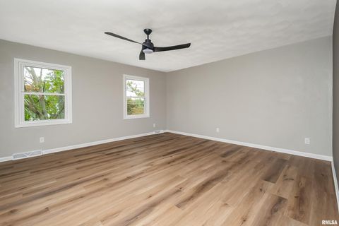 Tiny photo for 5306 16TH Avenue, Moline, IL 61265 (MLS # QC4268142)