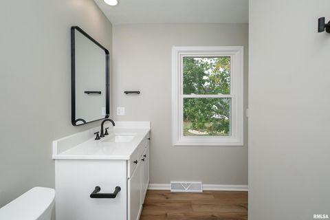 Tiny photo for 5306 16TH Avenue, Moline, IL 61265 (MLS # QC4268142)