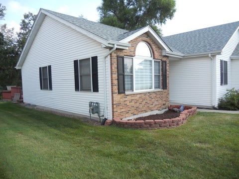 Tiny photo for 251 Hillcrest Lane, Steger, IL 60475 (MLS # 12752553)