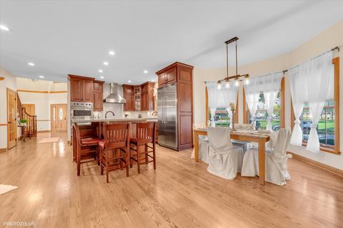 Tiny photo for 301 S Prospect Avenue, Park Ridge, IL 60068 (MLS # 12497946)