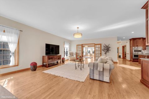 Tiny photo for 301 S Prospect Avenue, Park Ridge, IL 60068 (MLS # 12497946)