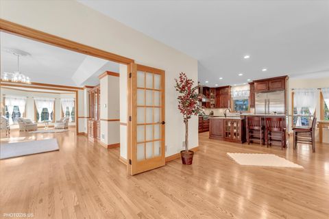 Tiny photo for 301 S Prospect Avenue, Park Ridge, IL 60068 (MLS # 12497946)