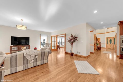 Tiny photo for 301 S Prospect Avenue, Park Ridge, IL 60068 (MLS # 12497946)
