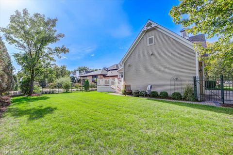 Tiny photo for 301 S Prospect Avenue, Park Ridge, IL 60068 (MLS # 12497946)
