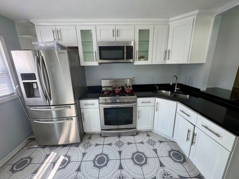 Tiny photo for 14056 S Marquette Avenue, Burnham, IL 60633 (MLS # 12623164)