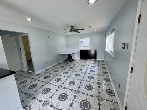 Tiny photo for 14056 S Marquette Avenue, Burnham, IL 60633 (MLS # 12623164)