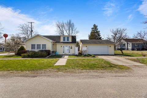 Photo of 205 E Front Street, Fisher, IL 61843 (MLS # 12603290)