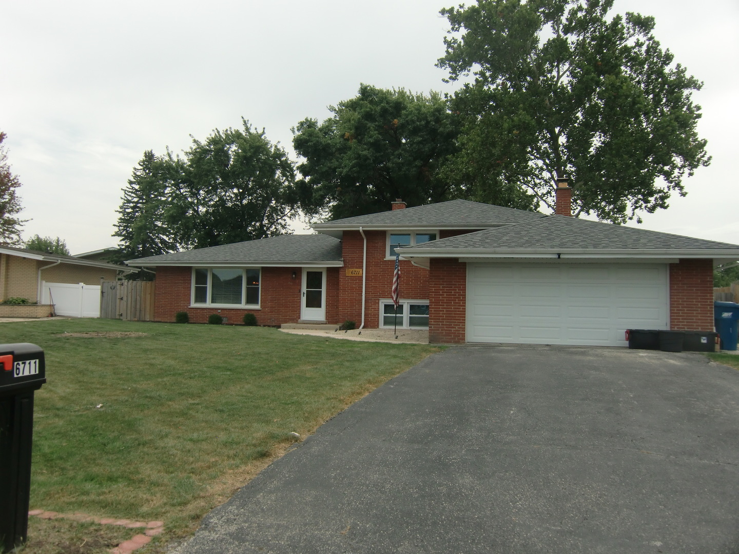 6711 W Shiawassie Drive