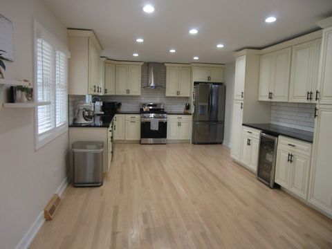 Tiny photo for 6711 W Shiawassie Drive, Palos Heights, IL 60463 (MLS # 12476060)