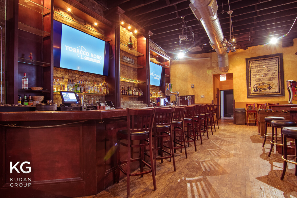 2249 N Lincoln Avenue