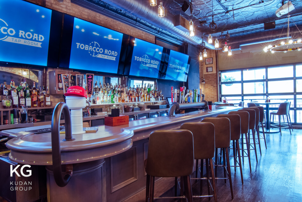 2249 N Lincoln Avenue