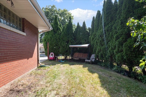 Tiny photo for 3902 Greenleaf Street, Skokie, IL 60076 (MLS # 12780882)
