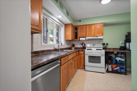 Tiny photo for 3902 Greenleaf Street, Skokie, IL 60076 (MLS # 12780882)