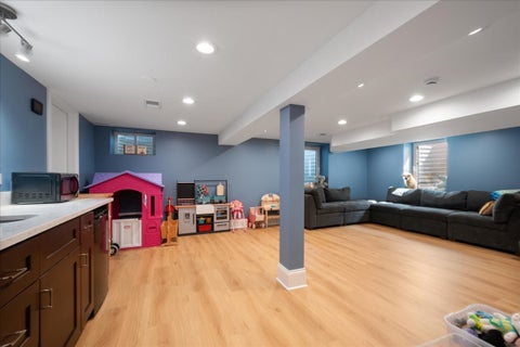 Tiny photo for 3902 Greenleaf Street, Skokie, IL 60076 (MLS # 12780882)