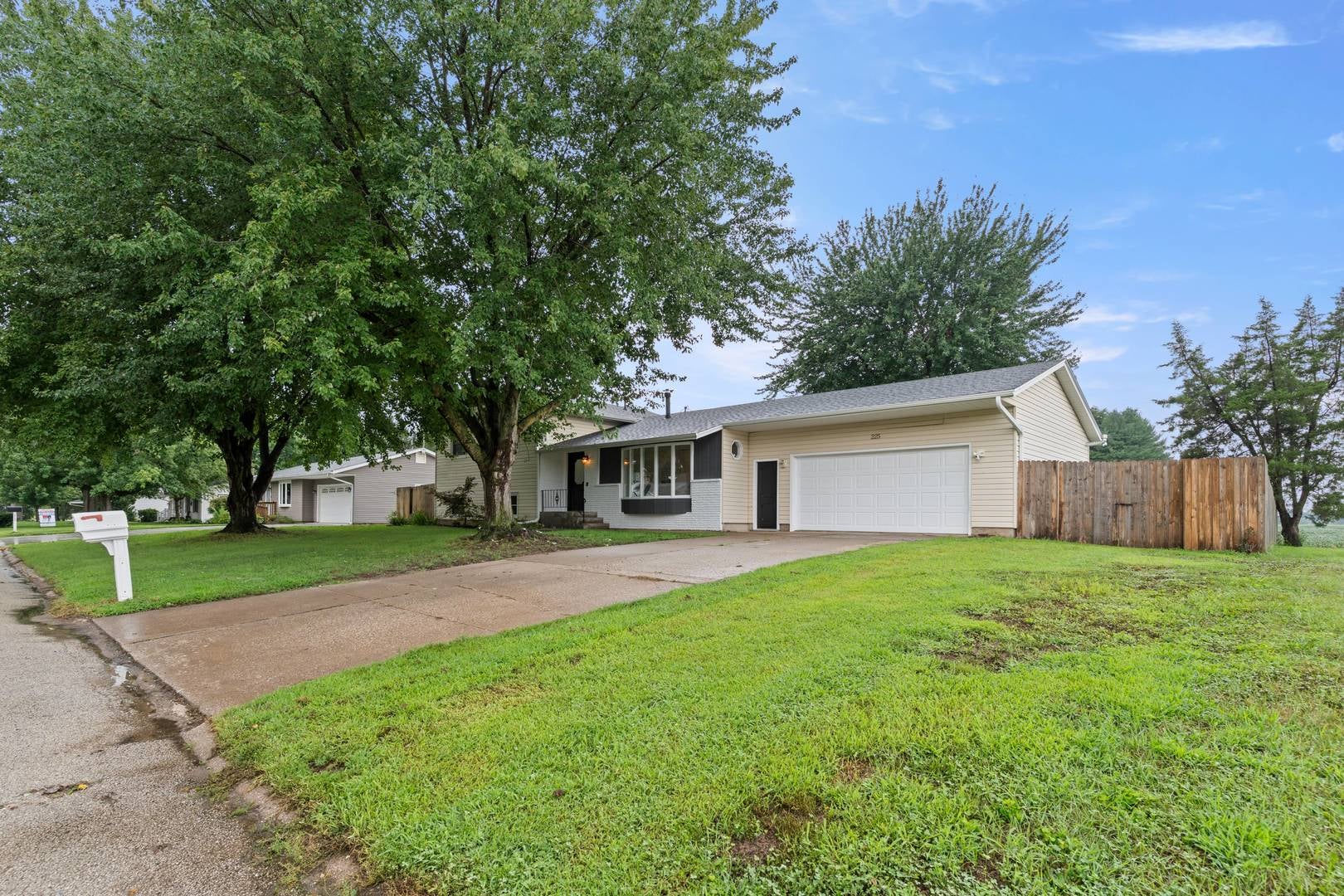 225 Melodie Lane