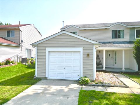 Tiny photo for 67 Stonefield Drive, Glendale Heights, IL 60139 (MLS # 12498369)