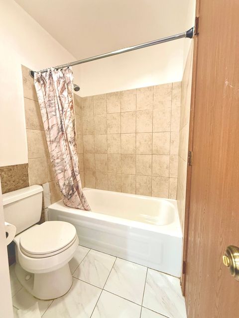 Tiny photo for 67 Stonefield Drive, Glendale Heights, IL 60139 (MLS # 12498369)